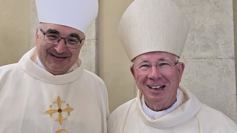 Bischof Krautwaschl (l.) und Erzbischof Lackner (r.) bei Amtseinführung von Papst Leo XIV. in Rom