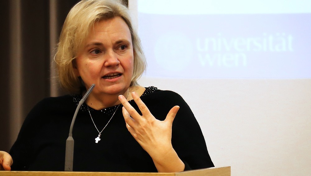 Assoz.-Professorin und Institutsvorständin für Praktische Theologie, Katholisch-Theologische Fakultät, Universität Wien, Vortragsreihe 'Was glaubst du?' - Projekt Interreligiöser Dialog im Dekanat Traun, Traun/OÖ, 9. März 2018