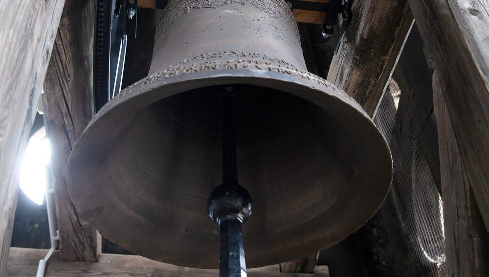 Speisglocke in restauriertem Zustand