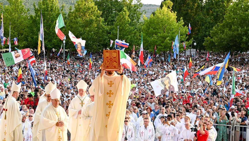 Eröffnungsgottesdienst des 'Mladifest'