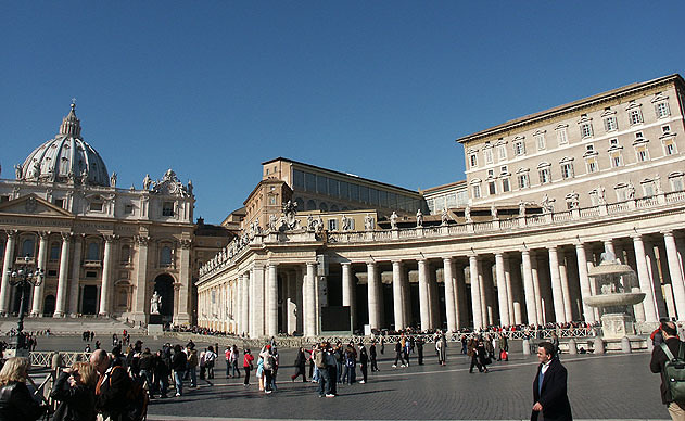 Petersplatz mit Petersdom, Rom, Vatikan
